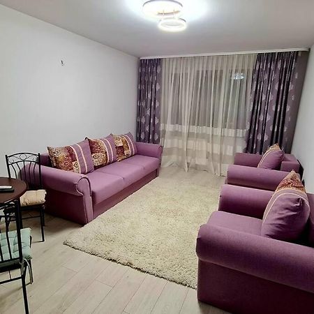 Apartament Violeta Hura-Humora Exteriér fotografie